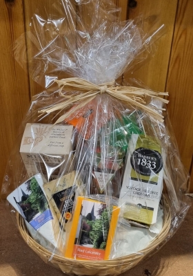 Cheese and Biscuits Hamper